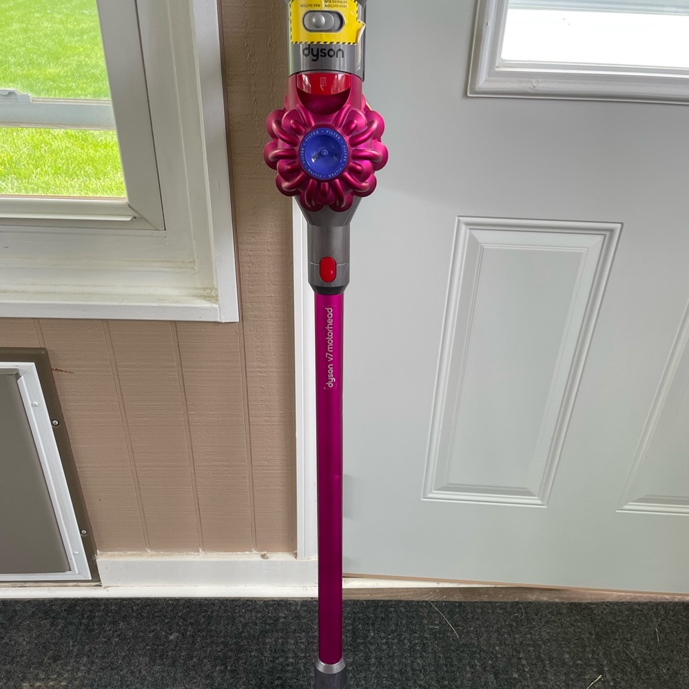 Dyson V7 Cordless Vacuum
